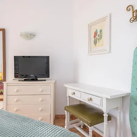 Apartment Great Location And Frontal Sea View